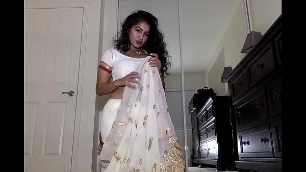 Desi Dhabi in Saree getting Naked and Plays with Hairy Pussy