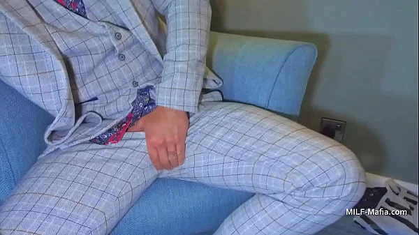 A very dirty Sophie Anderson takes an assfuck