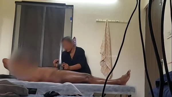 happy ending massage and sucking dick caught in secret cam