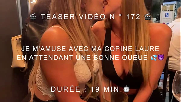 Baise lesbienne avec ma copine Laure Racuzzo