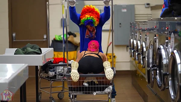 Ebony Pornstar Jasamine Banks Gets Fucked In A Busy Laundromat by Gibby The Clown