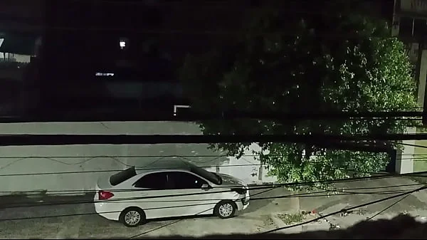 fode com amante no carro na frente de casa e volta cheia de porra sorridente