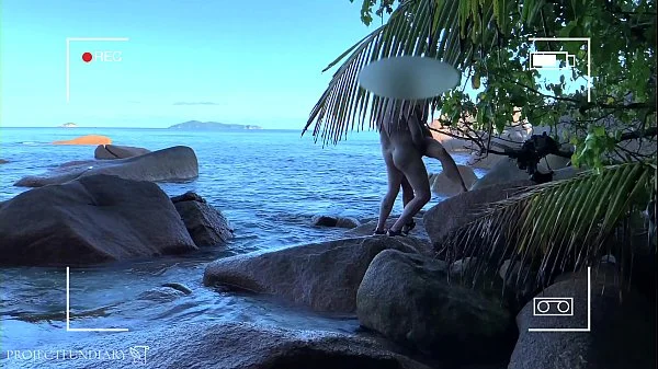 voyeur spy nude couple having sex on public beach - projectfiundiary