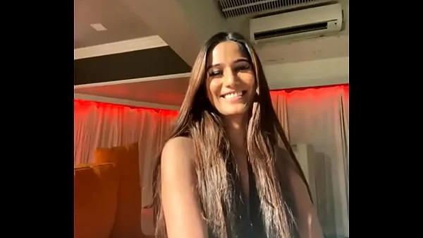 Poonam pandey 2