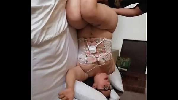 Amigo cogiendo a mi esposa parte 2