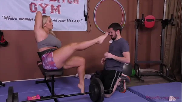 Bully in the Gym - Alura Jenson