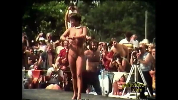Vintage Nude