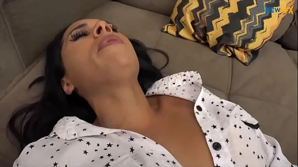 Alana Farting