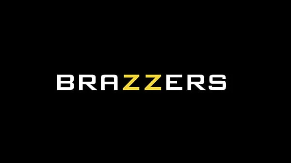 Watch This Trick, Inflatable Tits! - Joslyn James, Charly Summer / Brazzers  / stream full from www.zzfull.com/visit